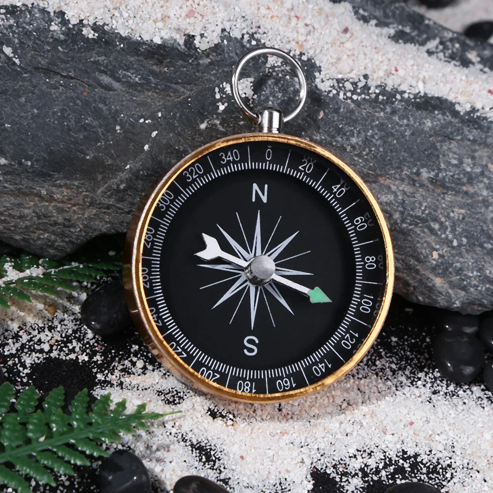 Mini Pocket Compass Aluminum Alloy Keychain AID Guide Compass Waterproof Lightweight Practical Hardware Tool for Outdoor Travel